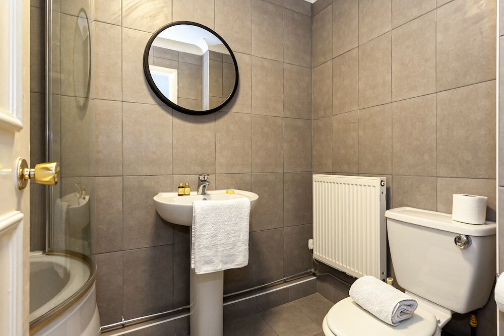 Фото Spath Place- West Didsbury