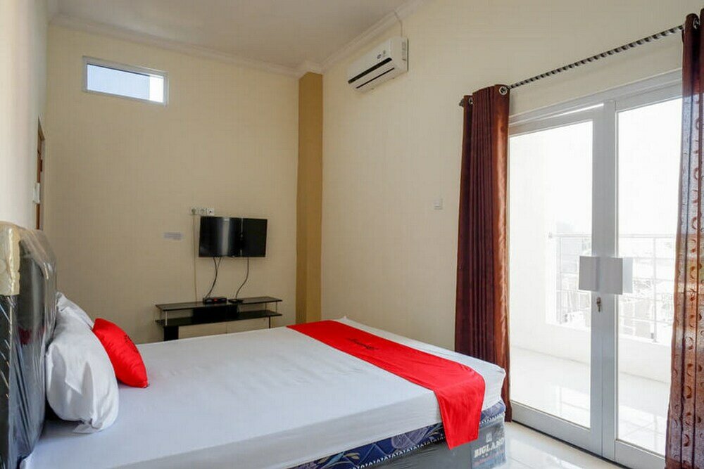 Фото RedDoorz near Hartono Mall Solo