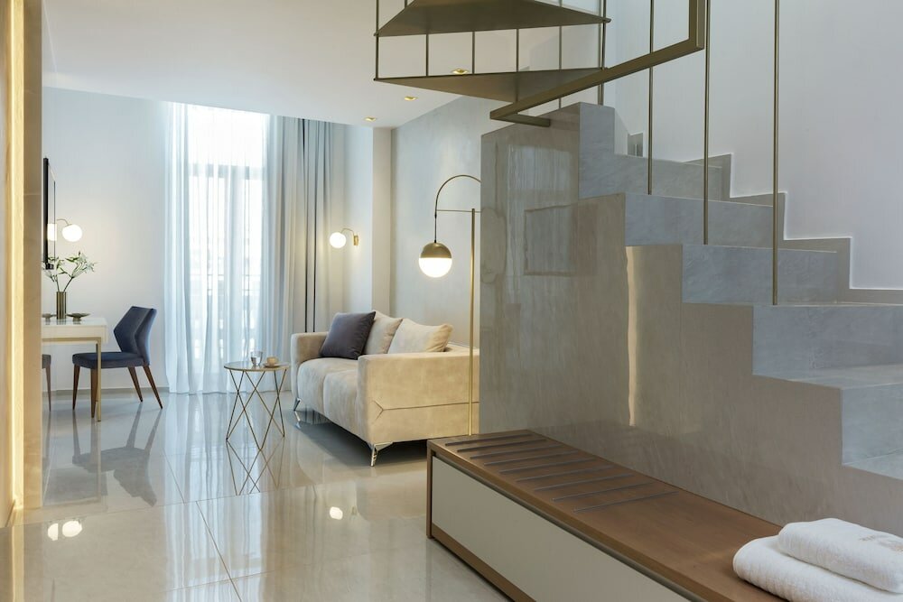 Фото Mirabile Luxury Suites