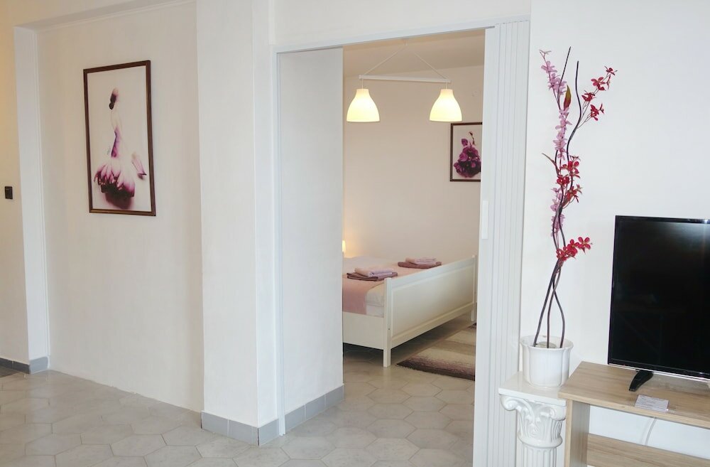 Фото Tolena Heviz Apartments