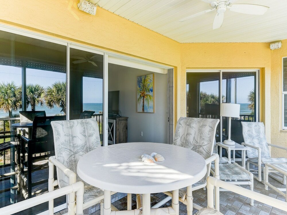 Фото South Beach Club 205