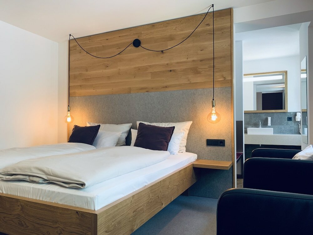 Фото Stadthotel Kachelofen