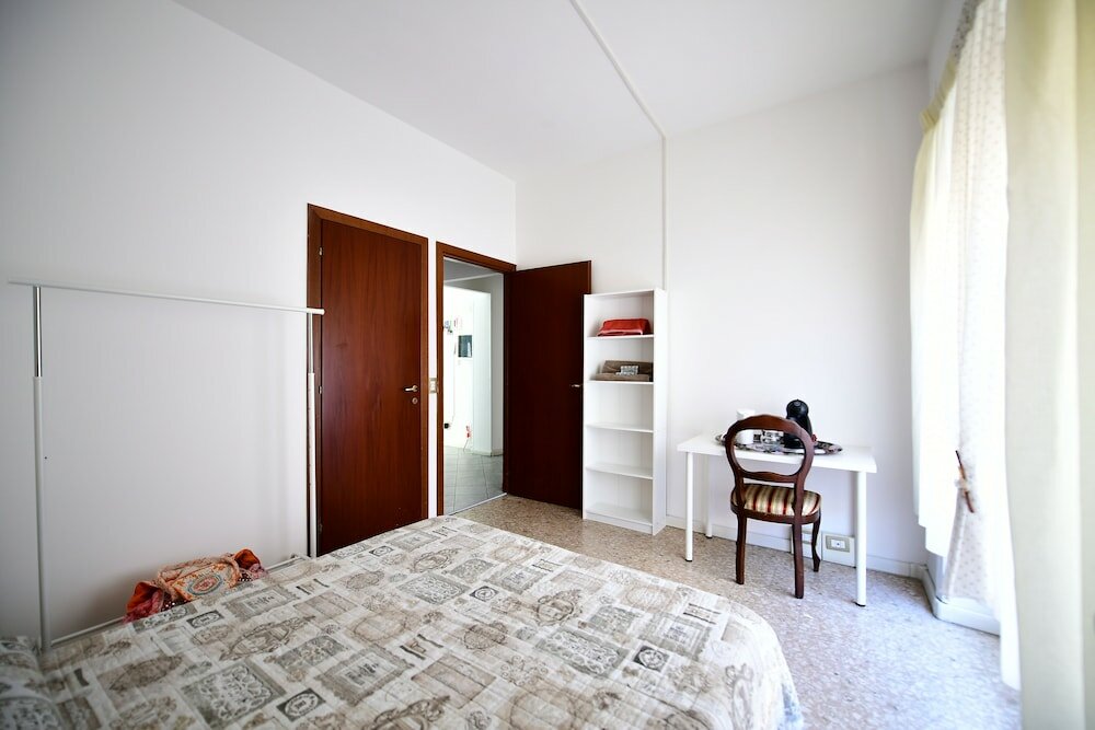 Фото Queen Vatican