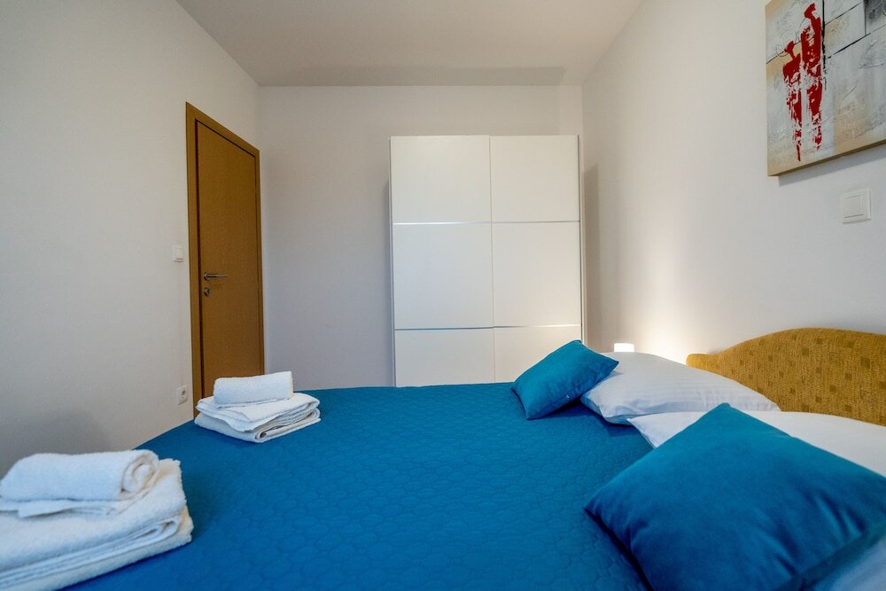 Фото Apartments Adriatic Split-Stobreč