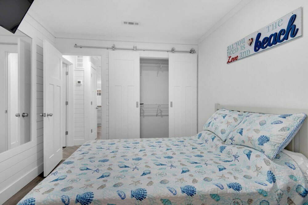 Фото Sunset Escapes B