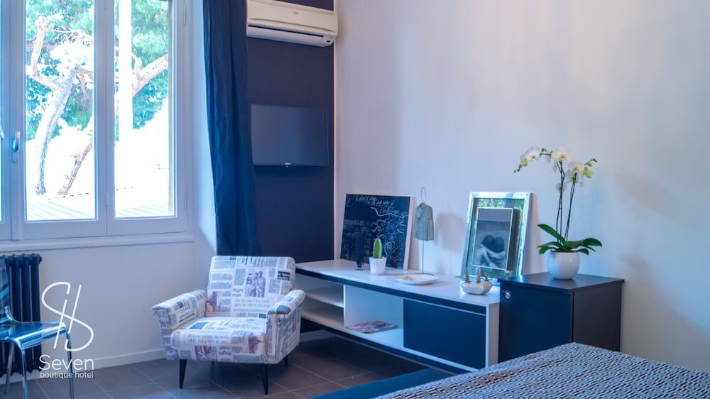 Фото Seven Boutique Hotel