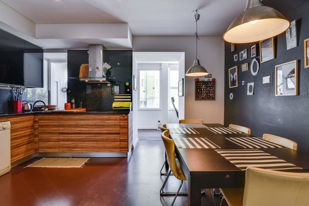 Фото Charming 2 Bedroom Apartment at Restelo