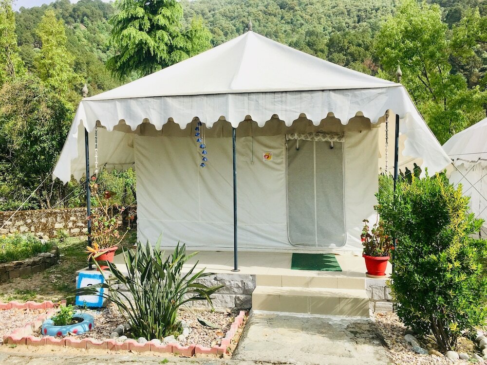 Фото Tatva Bir Tents and Hotel
