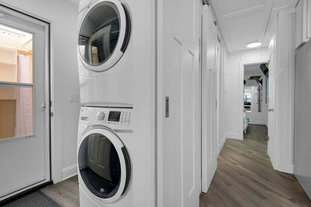 Фото Sunset Escapes B