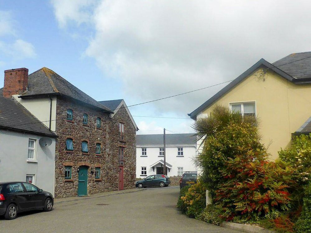 Фото The Loft Holiday Home