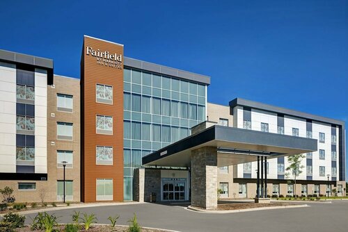 Гостиница Fairfield Inn & Suites by Marriott Milwaukee Brookfield в Брукфилде