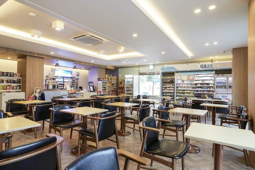 Фото Browndot Hotel Suwon City Hall