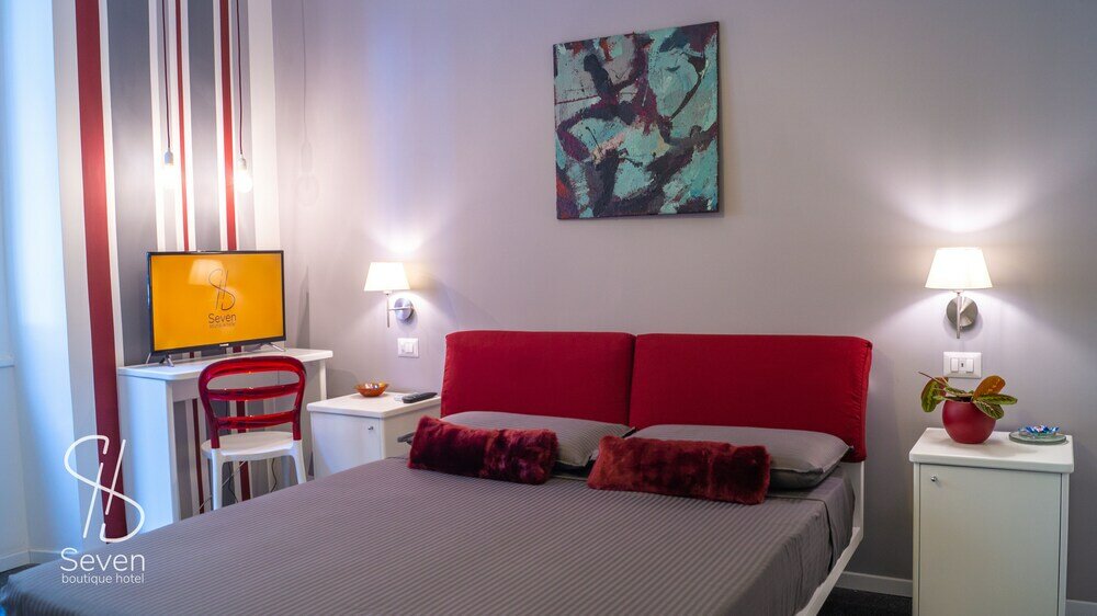 Фото Seven Boutique Hotel