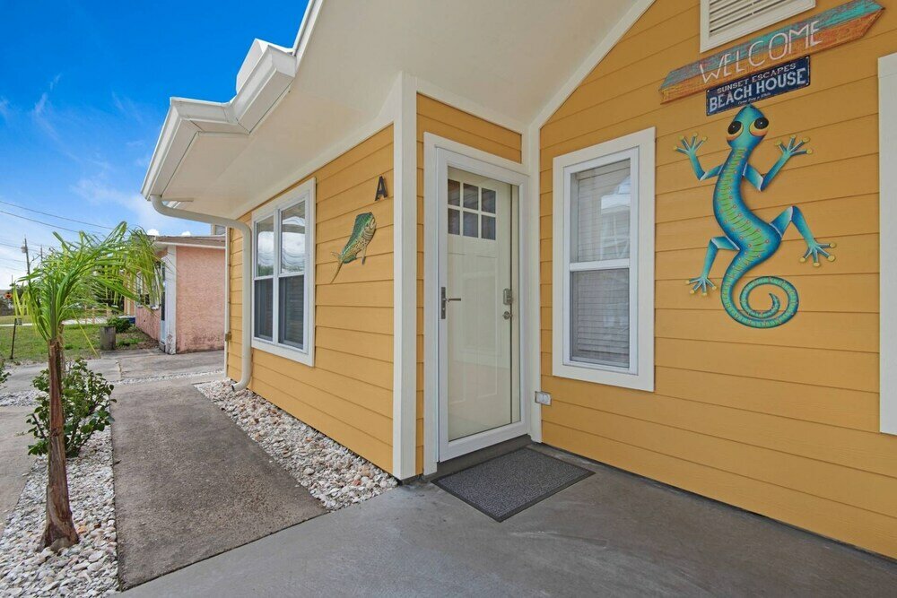 Фото Sunset Escapes B