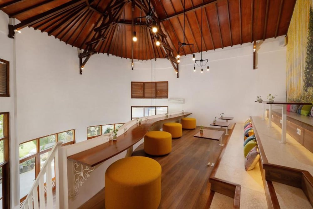 Фото Hotel Puri Tempo Doeloe