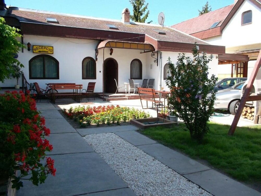 Фото Hotel Palota