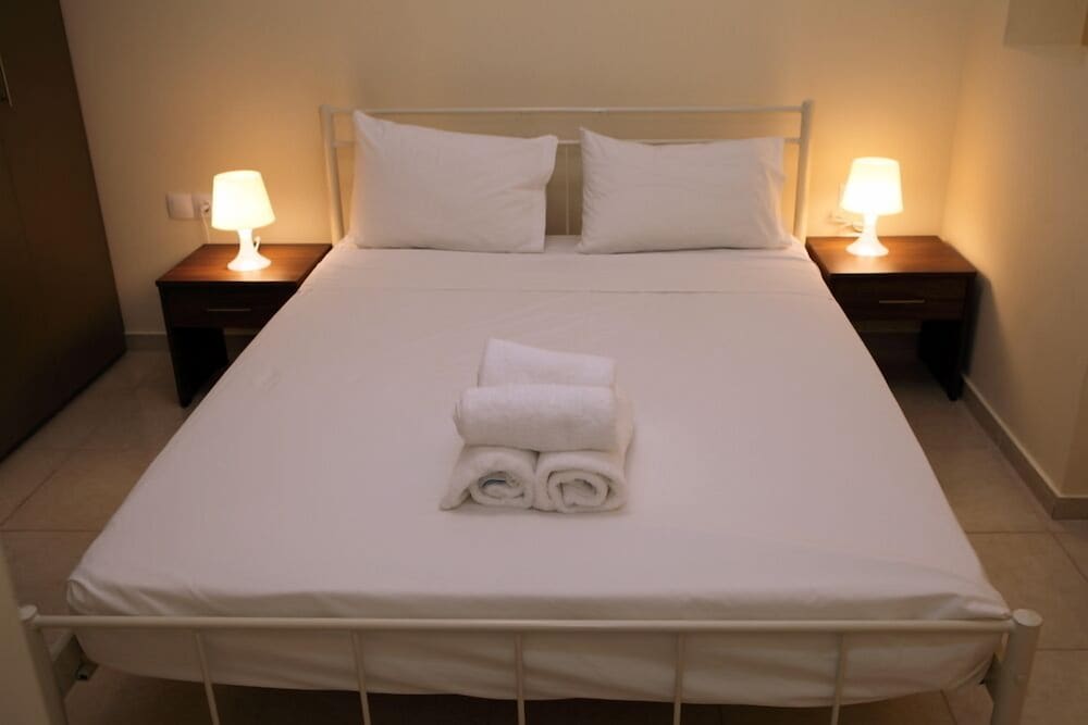 Фото Niriides Beach Hotel