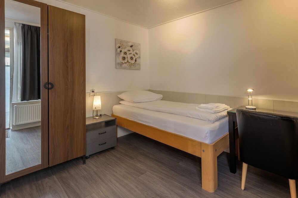 Фото Hotel Pension Randenbroek