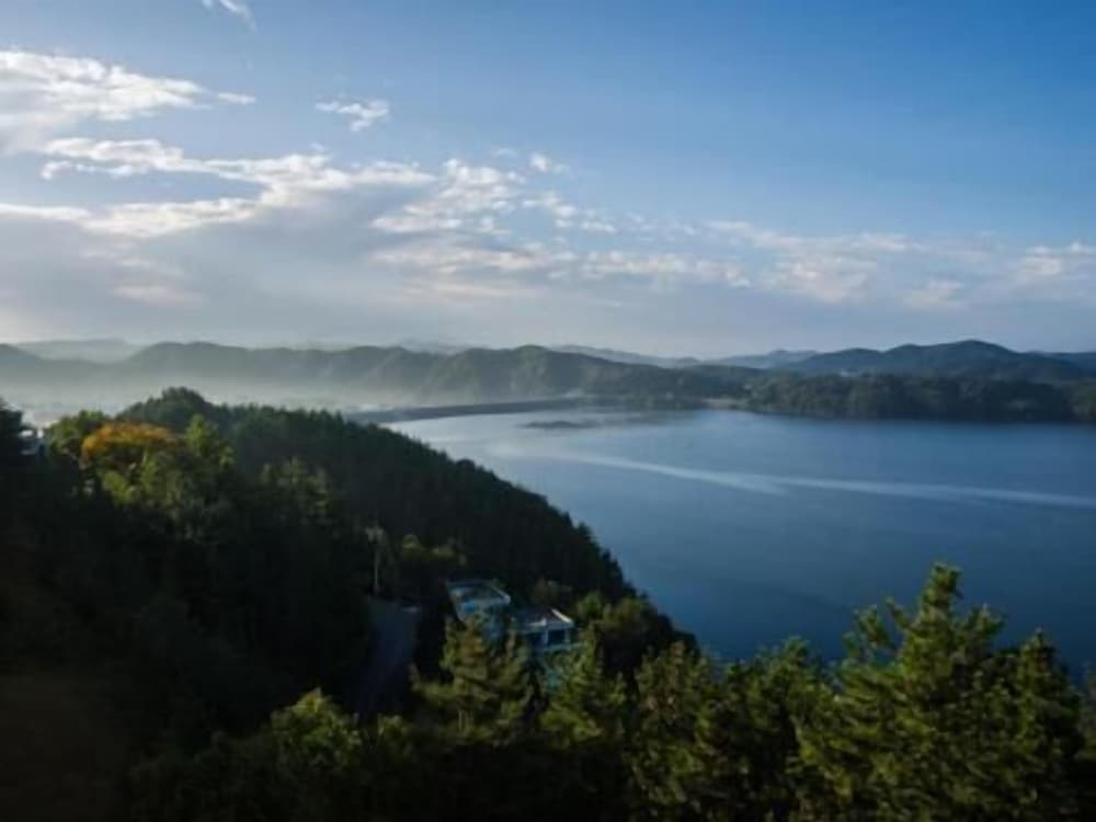 Фото Asia Lakeside Hotel