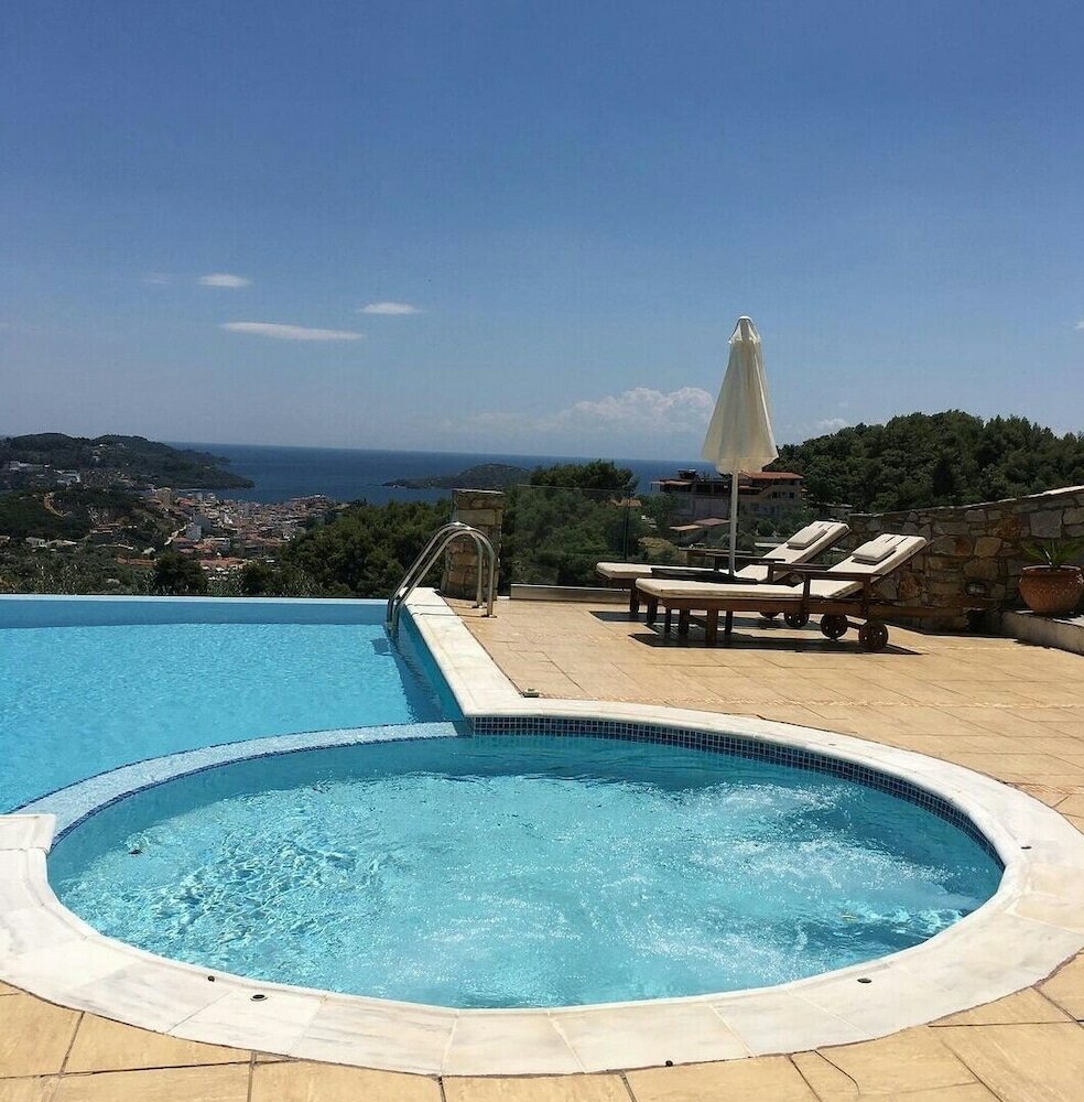 Фото Skiathos Garden Cottages