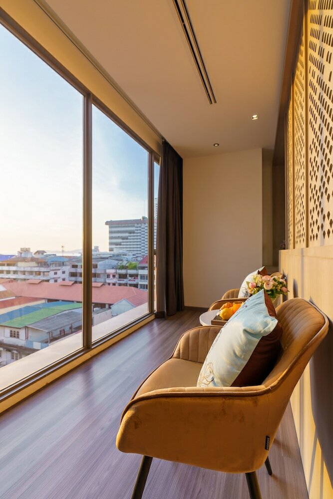 Фото Fifth Pattaya Jomtien