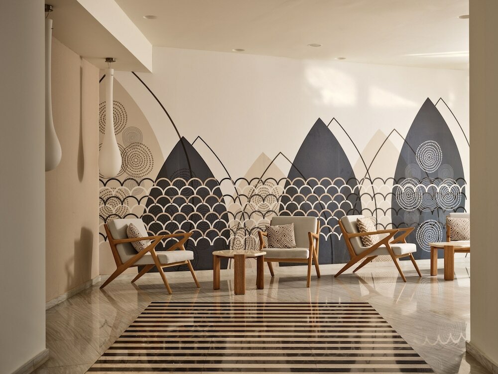 Фото The Royal Blue