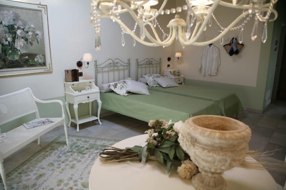 Фото Otto Ducati d'Oro