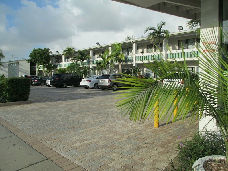 Гостиница Shalimar Motel в Майами