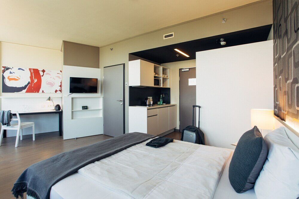 Фото Harry's Home Vienna Millennium Tower