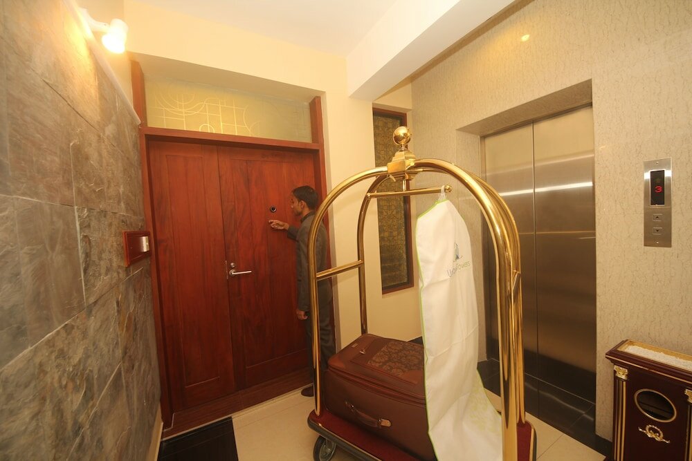 Фото Deluxe 4br Penthouse by Unique Towers