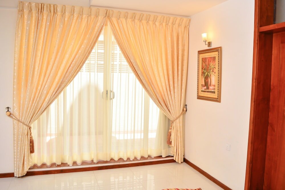 Фото Deluxe 4br Penthouse by Unique Towers