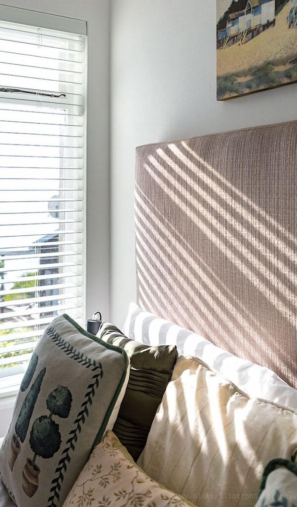 Фото Watercolours Studios