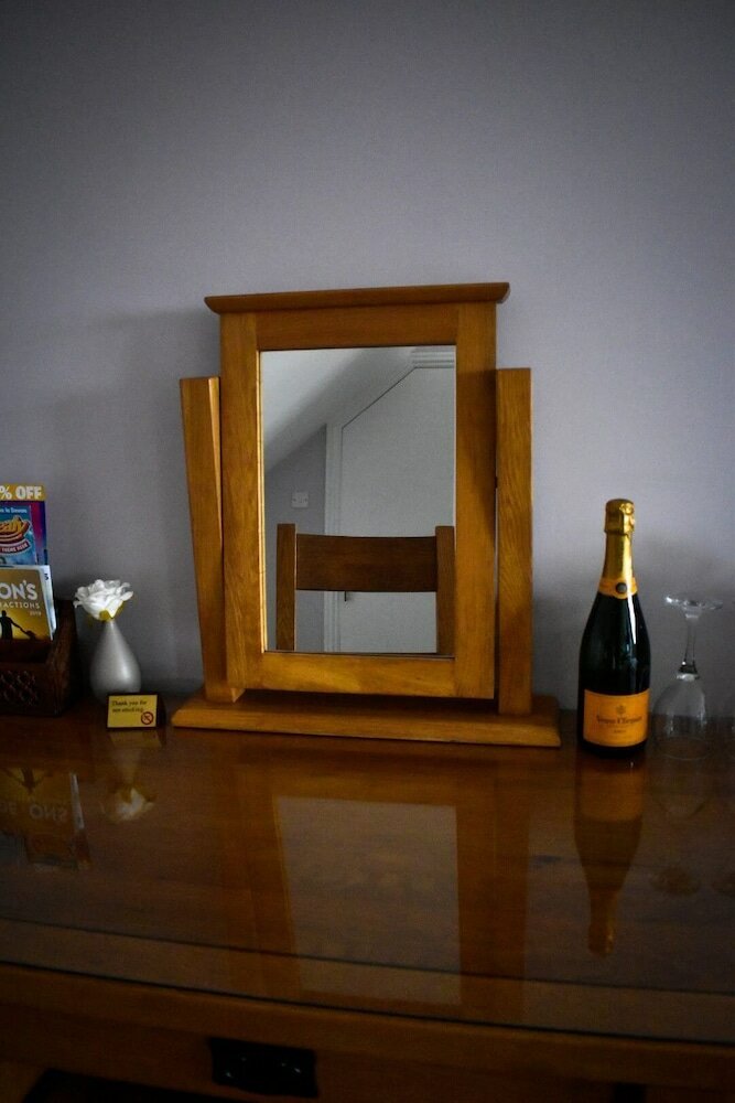 Фото Tlc Exmouth Bed and Breakfast