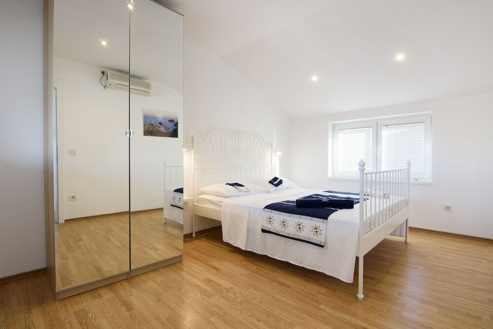 Фото Holiday Home Apartments Bellamare