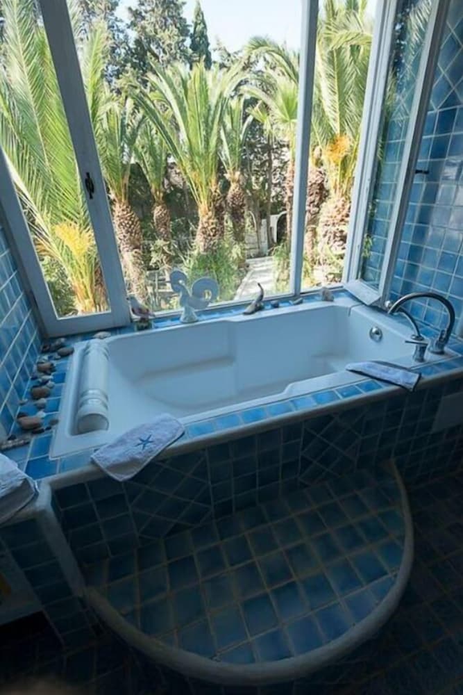 Фото Villa Heiwa - havre de paix