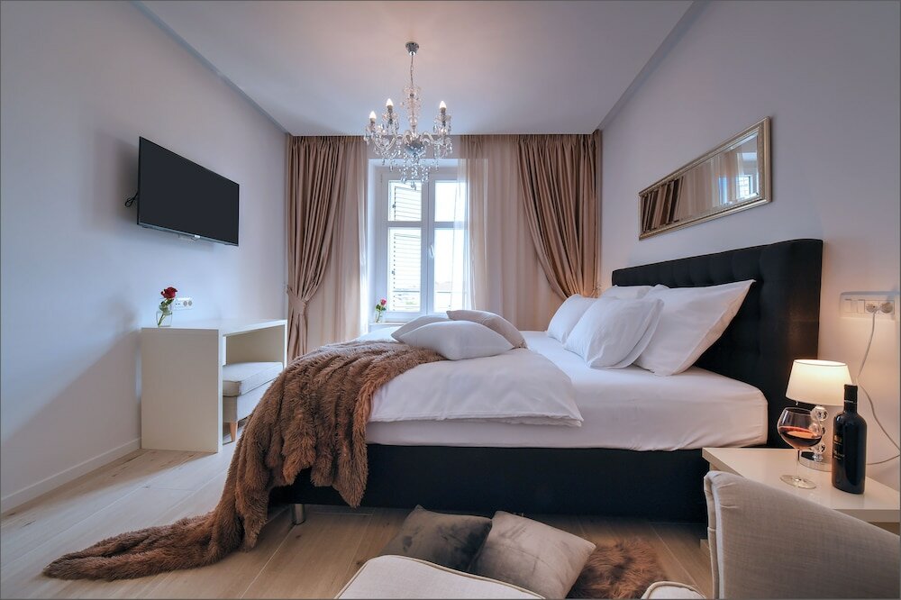 Фото VIA Porto Rooms