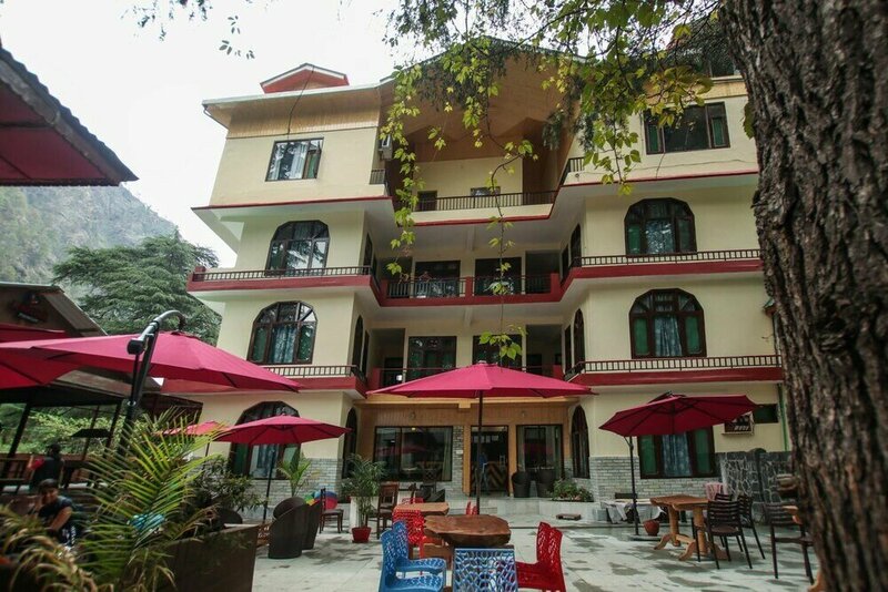 Гостиница The Rainbow Inn and Cafe