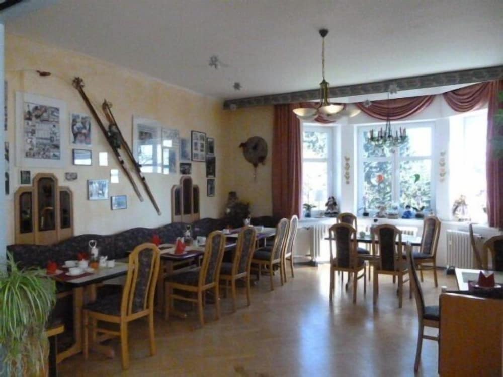 Фото Pension Haus Am Waldesrand