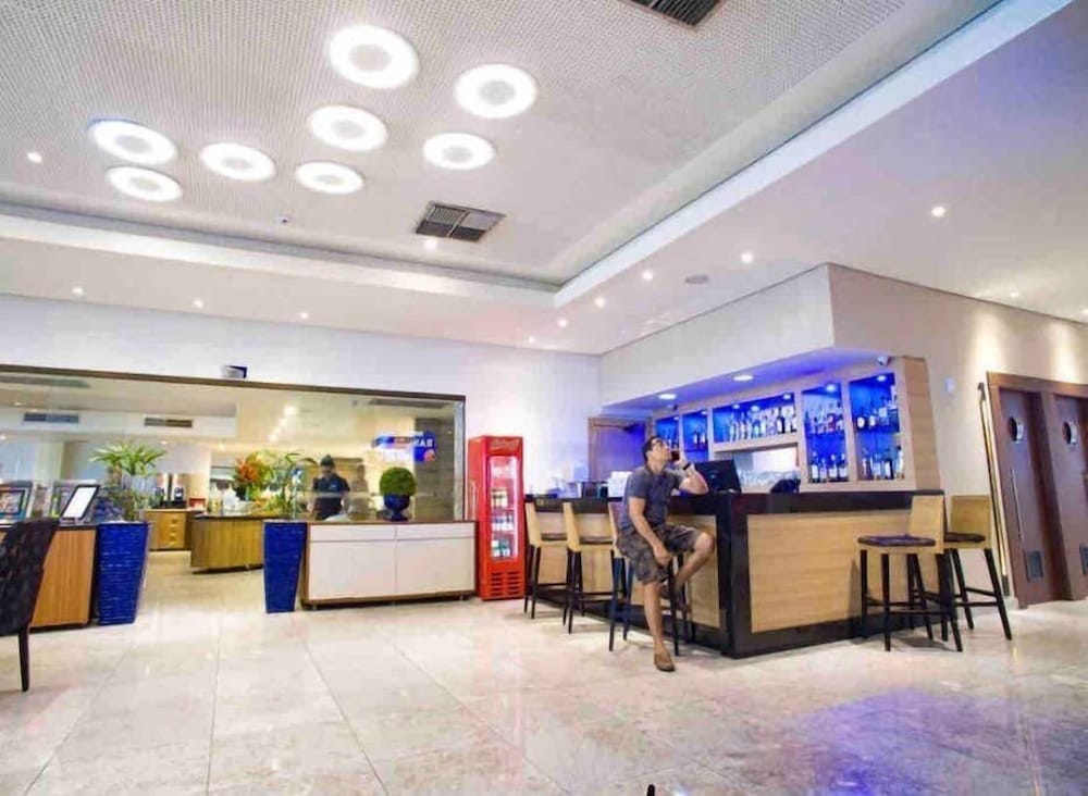 Фото Hy Beach Flats - International