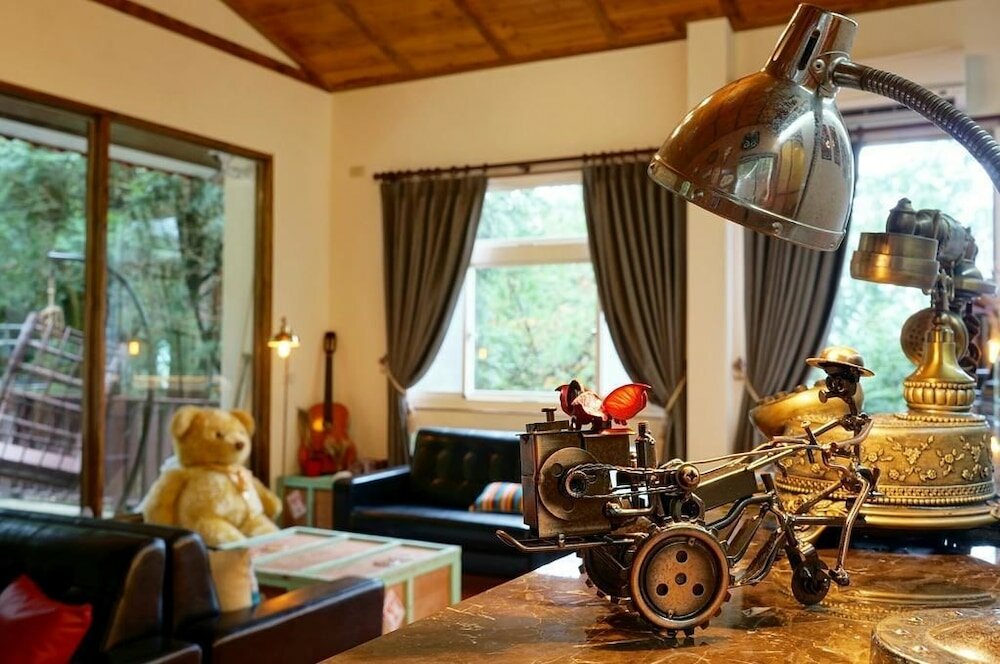 Фото Hillside Plot Inn