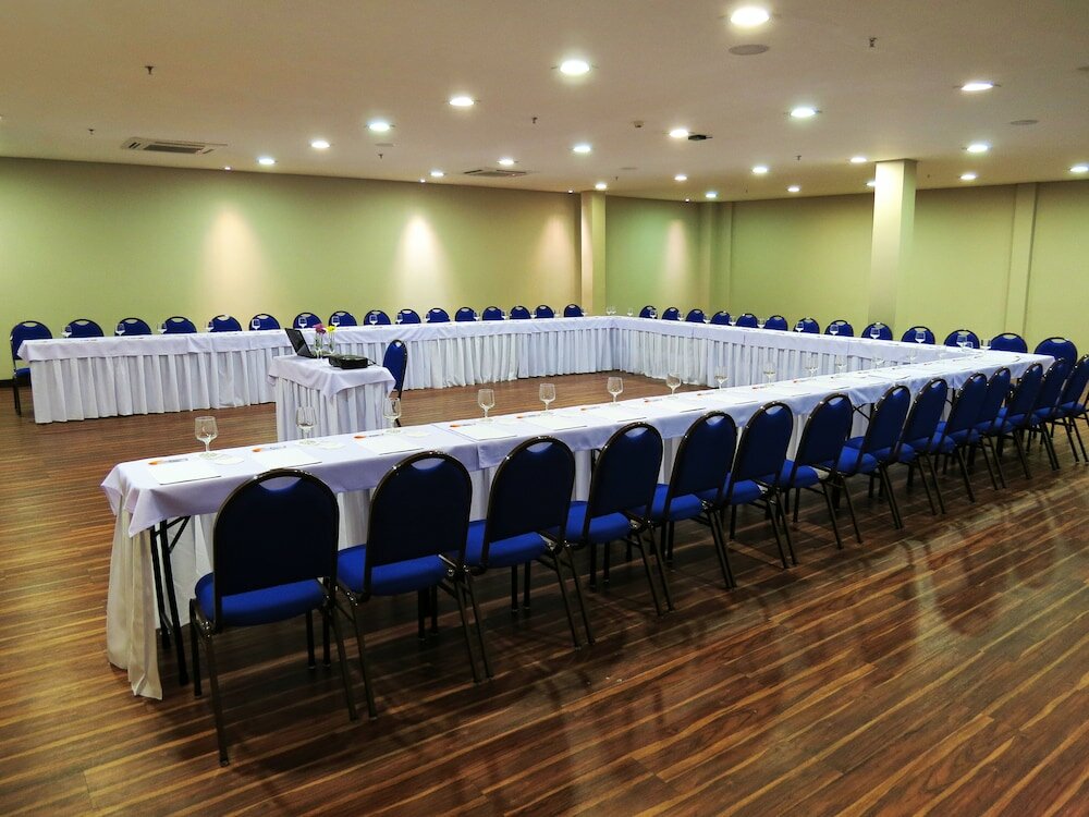 Фото Hotel Intercity Manaus