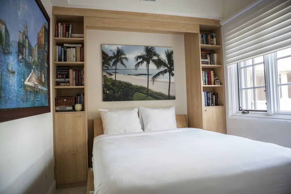 Фото Provident Luxury Suites Fisher Island