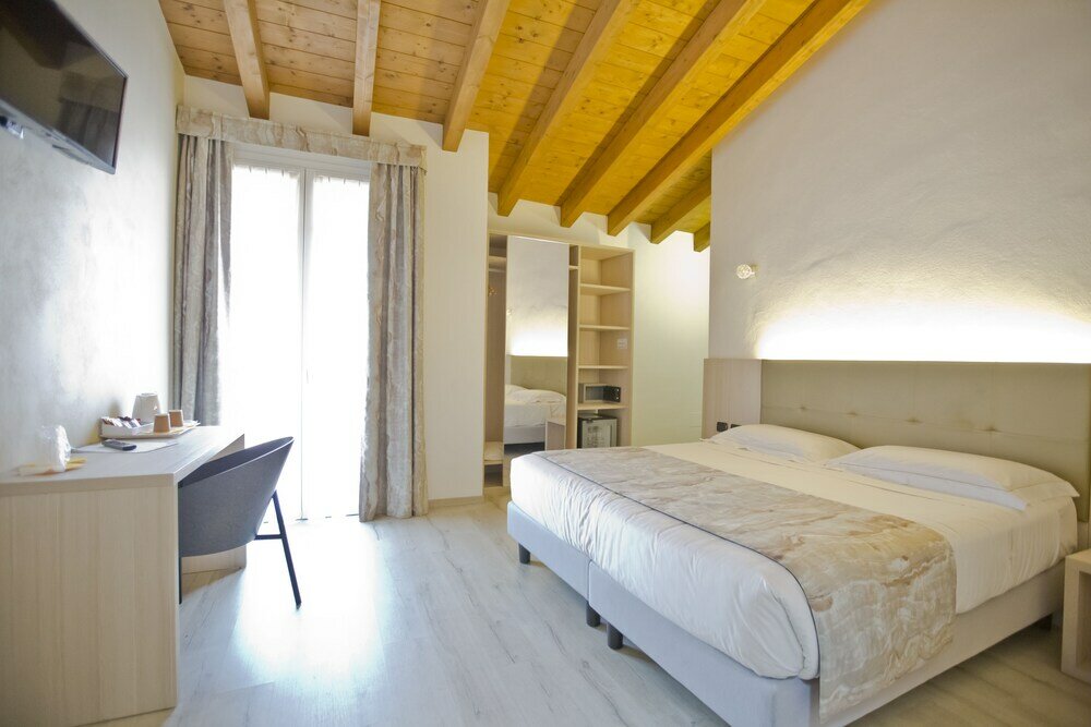 Фото Hotel Lago di Como