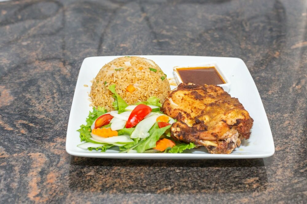 Фото Sunlodge Hotel