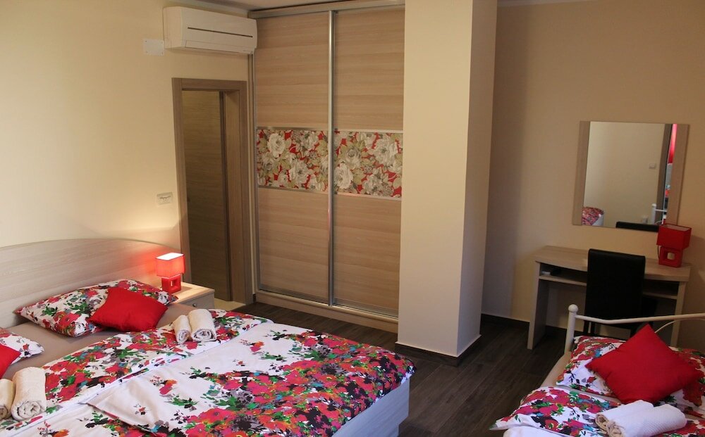 Фото Apartments Logoš Cavtat