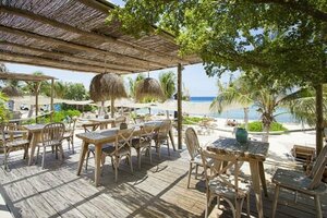 Апартаменты Terrasse A La Mer at Jan Thiel
