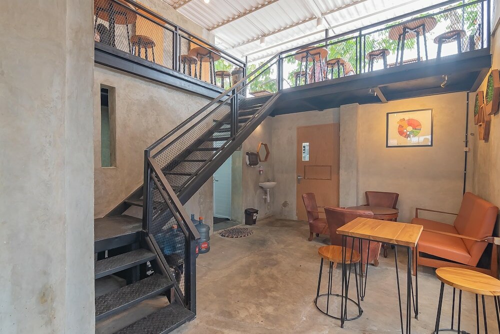 Фото RedDoorz near Alun-Alun Garut