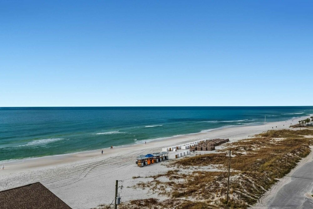 Фото Regency Towers 703