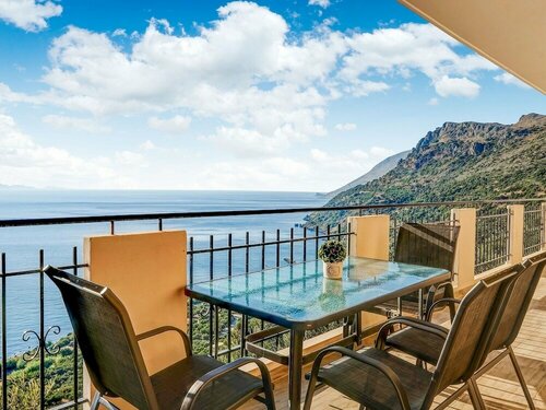 Гостиница Seaview Studio, 3 Pers Panoramic Seaview in Beautiful Setting, West From Chania