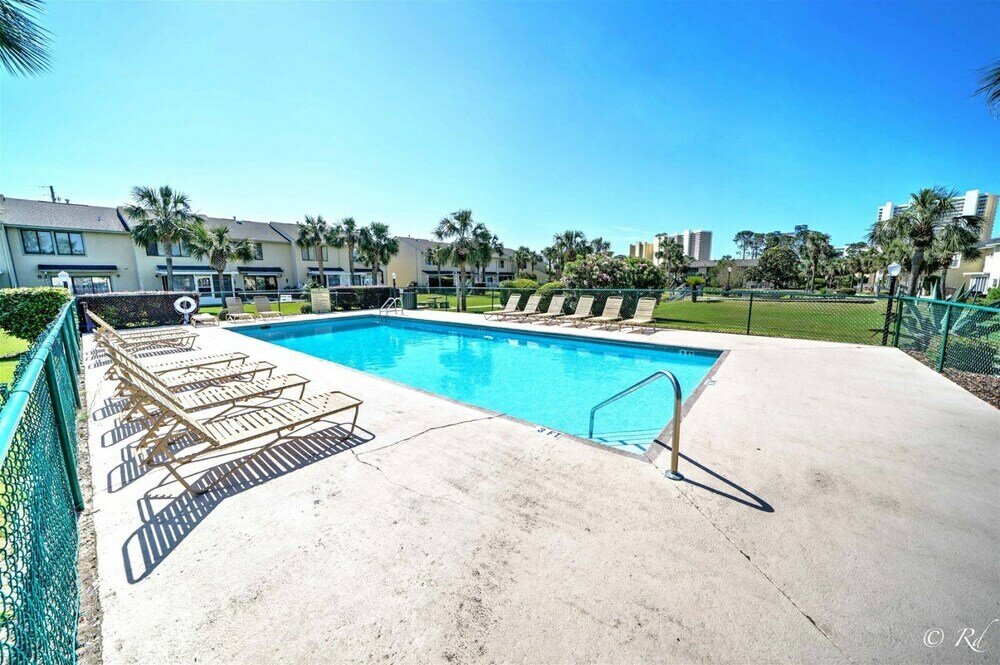 Фото 131 Kimberly Drive